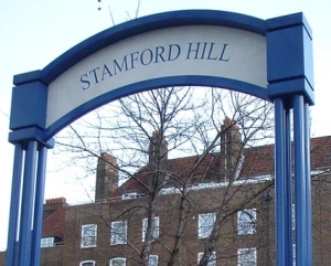 Stamford Hill gateway